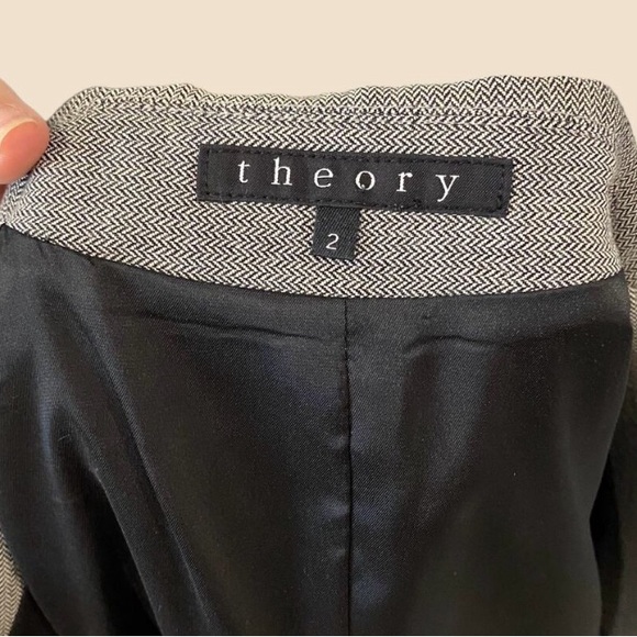 Theory Wool Fitted Blazer In Grey - Picture 9 of 11